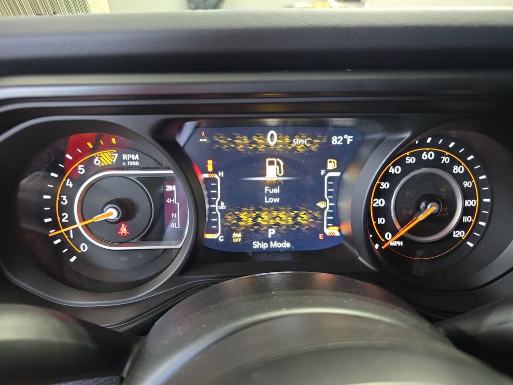 New 2026 Jeep Wrangler Unlimited Rubicon w/ Whitecap Package AWD/4WD image 19