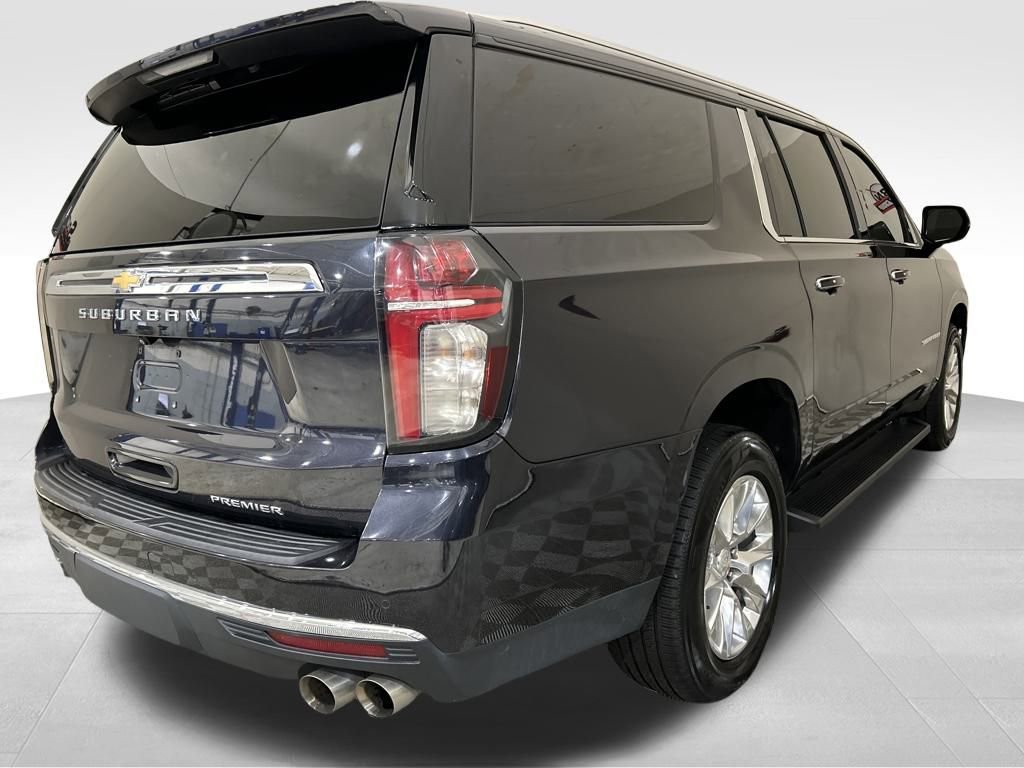 Used 2022 Chevrolet Suburban Premier image 5