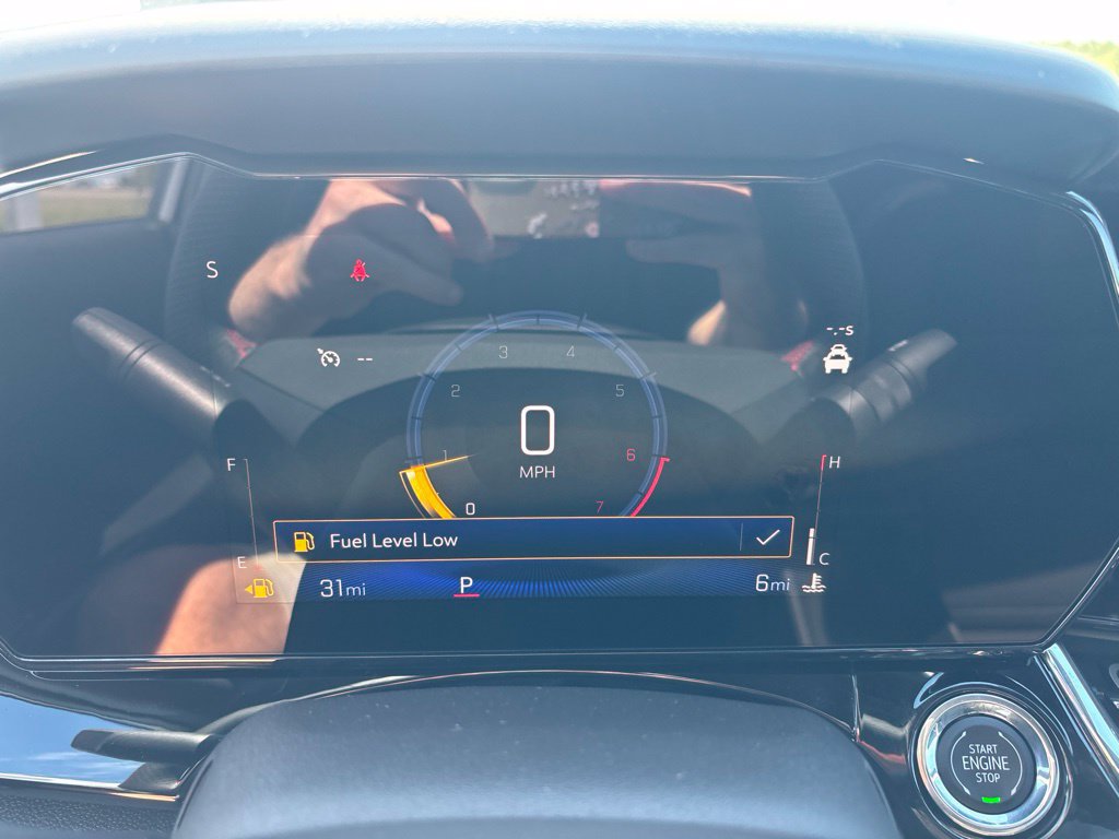 New 2026 Chevrolet Trax RS w/ Sunroof Package FWD image 17