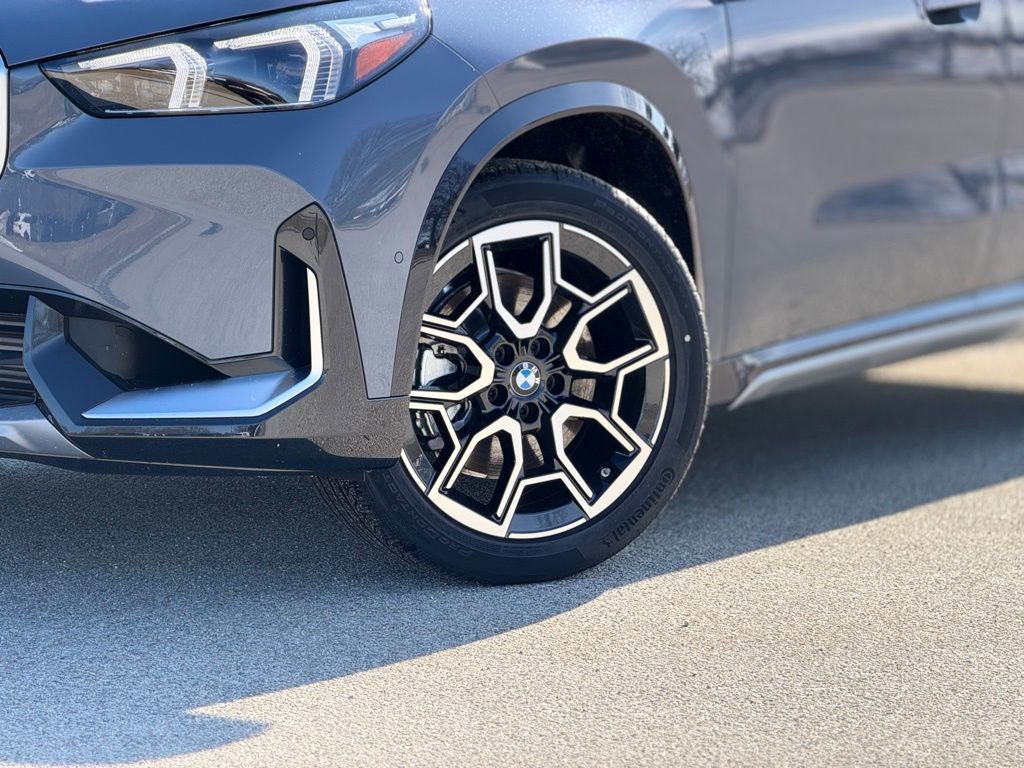 New 2026 BMW X1 xDrive28i w/ Convenience Package image 2