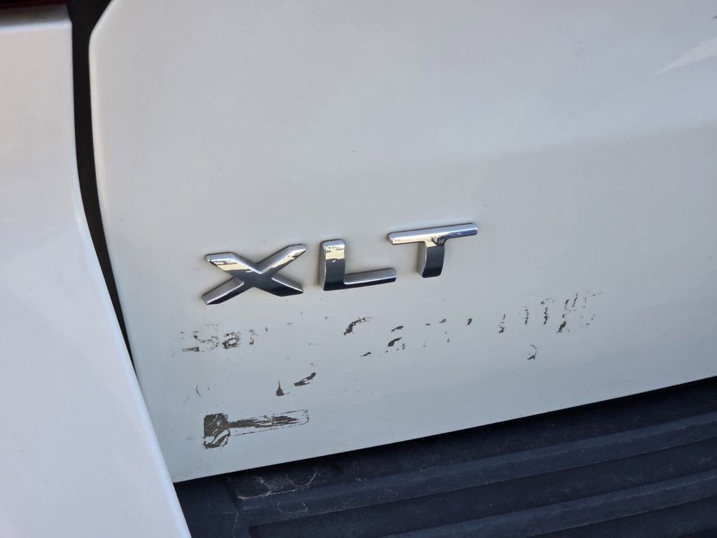 Used 2023 Ford Expedition XLT RWD image 9