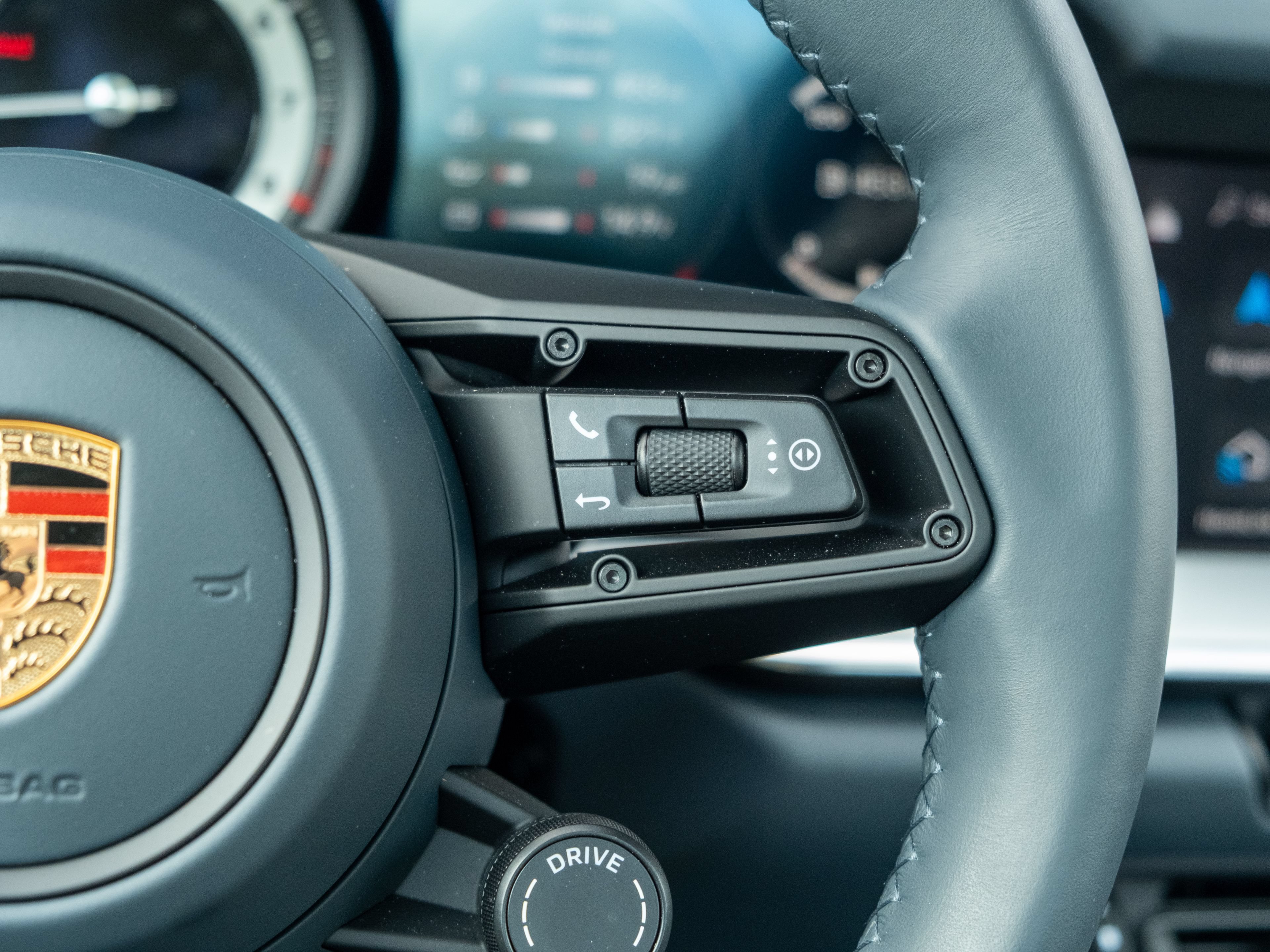 Certified 2024 Porsche 911 Carrera S RWD image 29