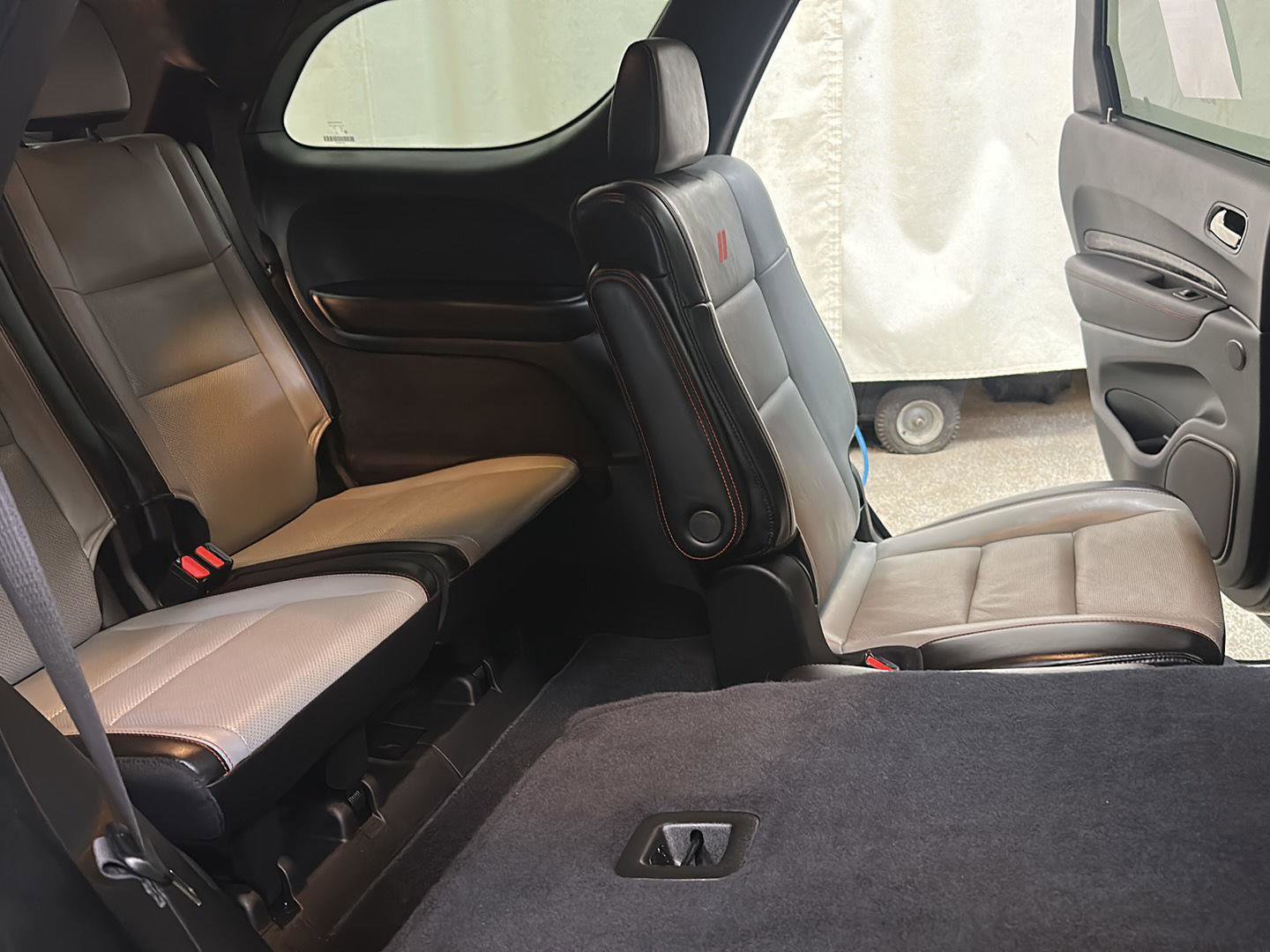 Used 2023 Dodge Durango R/T AWD/4WD image 32
