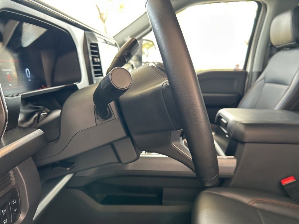 Used 2025 Ford F350 Lariat image 45