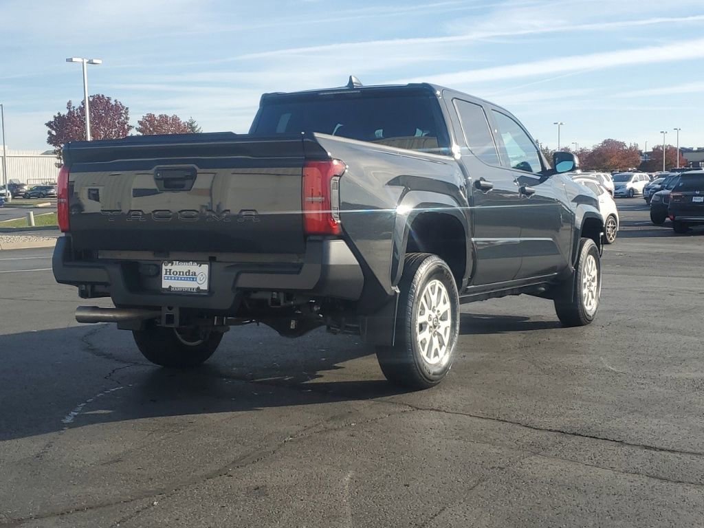 Used 2024 Toyota Tacoma SR image 8