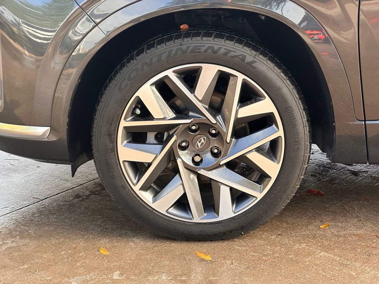 Used 2023 Hyundai Santa Fe Calligraphy image 11