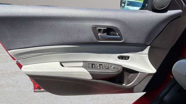 Used 2019 Acura ILX FWD image 16