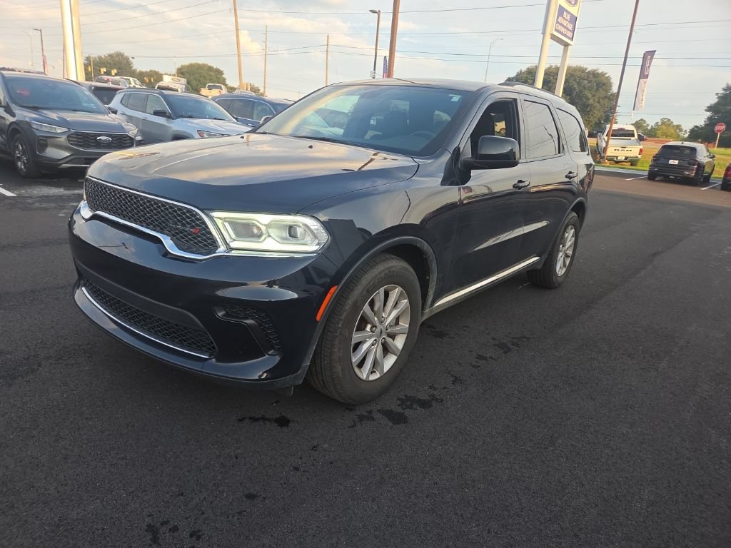 Used 2024 Dodge Durango SXT w/ 3rd Row Seating Group RWD image 3