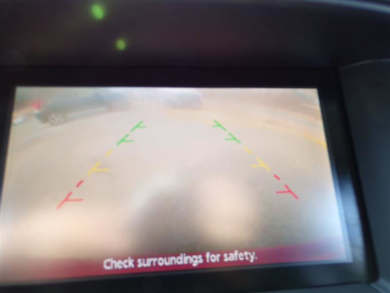 Used 2016 Nissan Pathfinder SV image 38