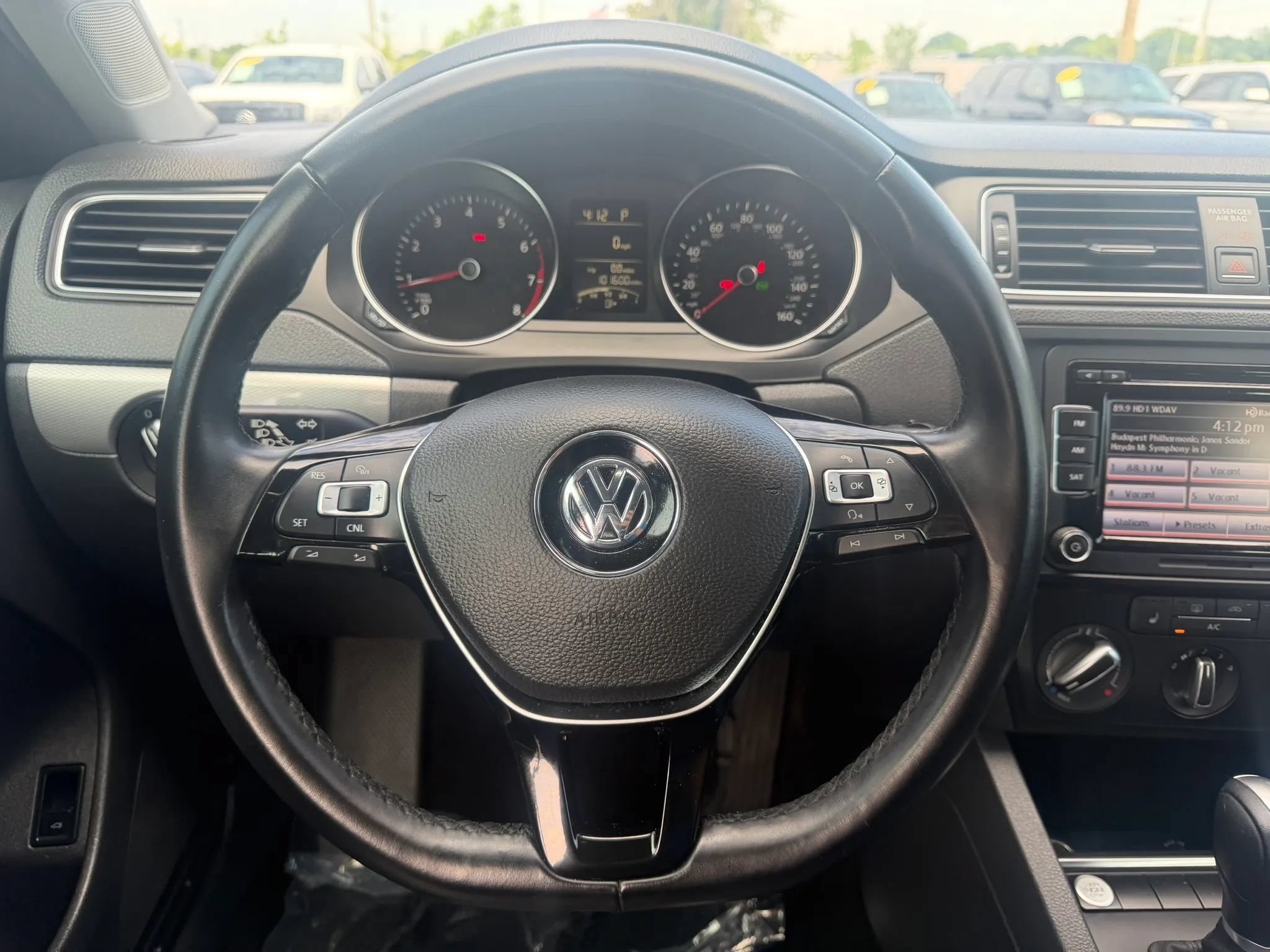 Used 2015 Volkswagen Jetta SE FWD image 19