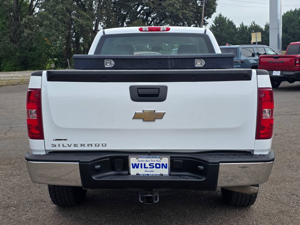 Used 2009 Chevrolet Silverado 1500 W/T AWD/4WD image 8