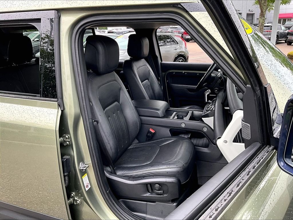 Used 2020 Land Rover Defender 110 S AWD/4WD image 11