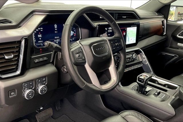 Used 2025 GMC Sierra 1500 Denali w/ Denali Reserve Package AWD/4WD image 14