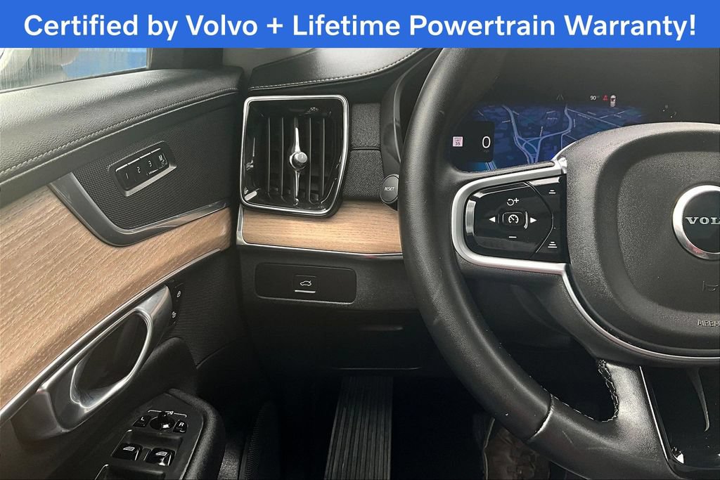 Used 2025 Volvo XC90 B6 Plus AWD/4WD image 26