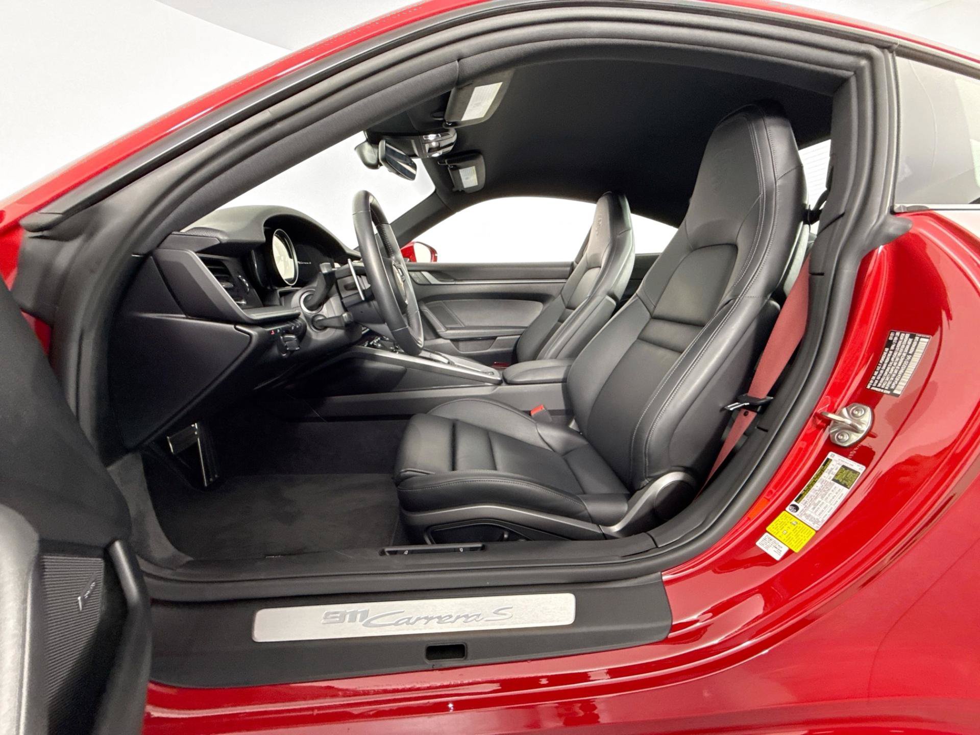 Used 2022 Porsche 911 Carrera S RWD image 6