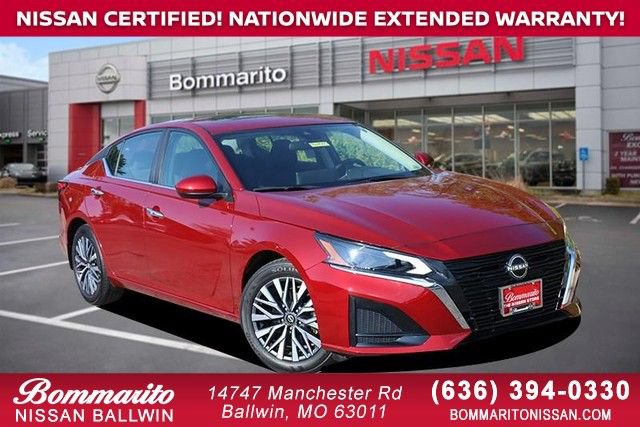 Certified 2025 Nissan Altima 2.5 SV w/ SV Premium Package FWD image 1