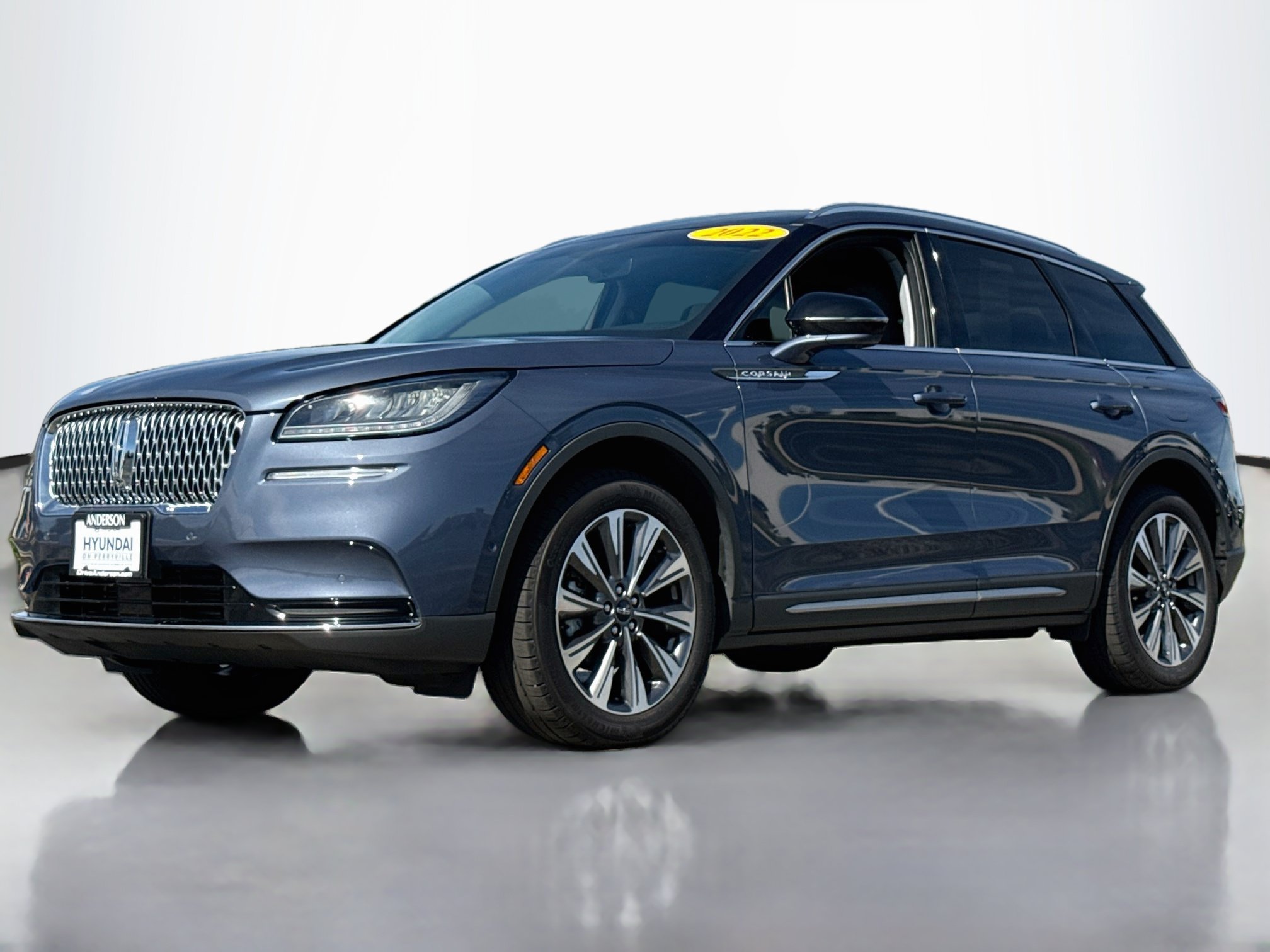 Used 2022 Lincoln Corsair Reserve w/ Equipment Group 201A AWD/4WD image 3