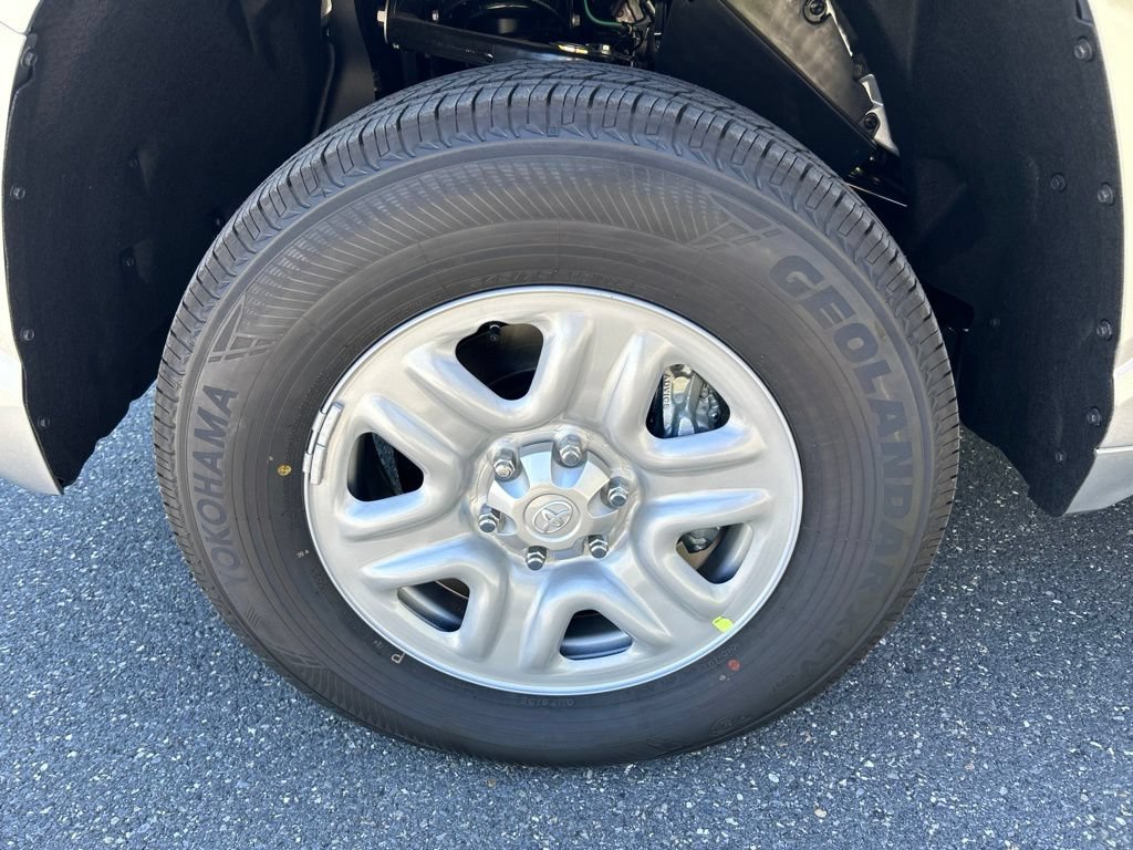 New 2026 Toyota Tundra SR AWD/4WD image 28