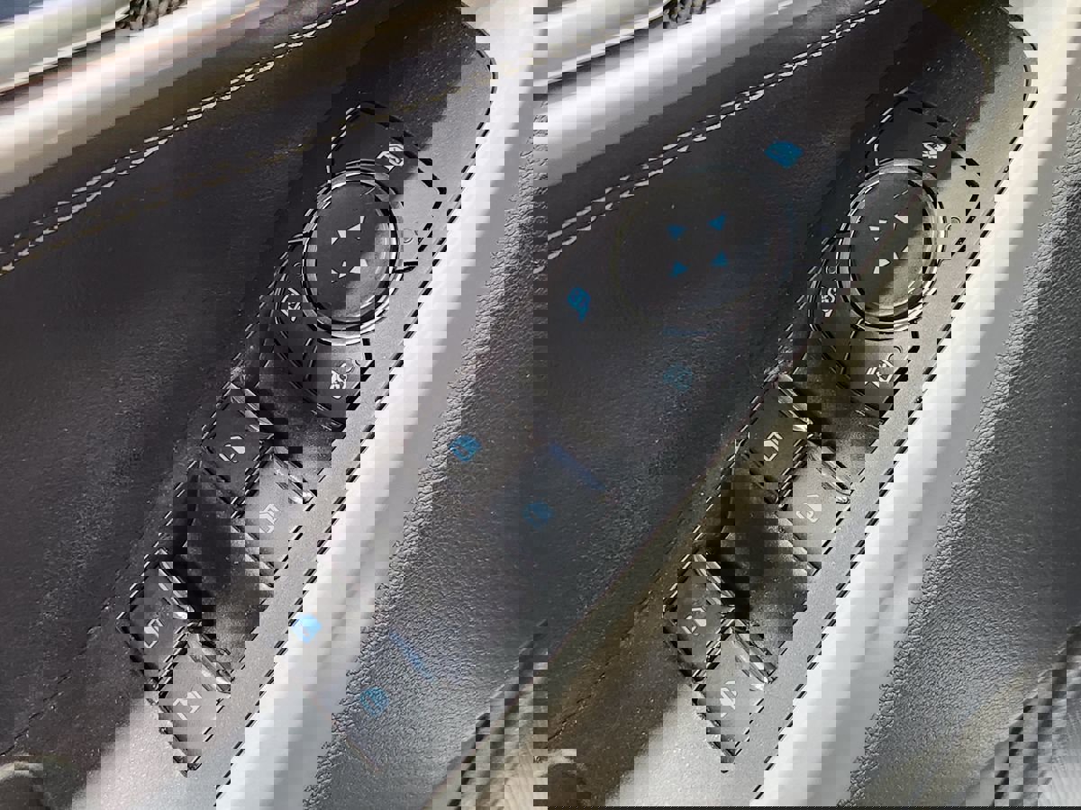 Used 2021 Ford Explorer XLT w/ Equipment Group 202A image 44