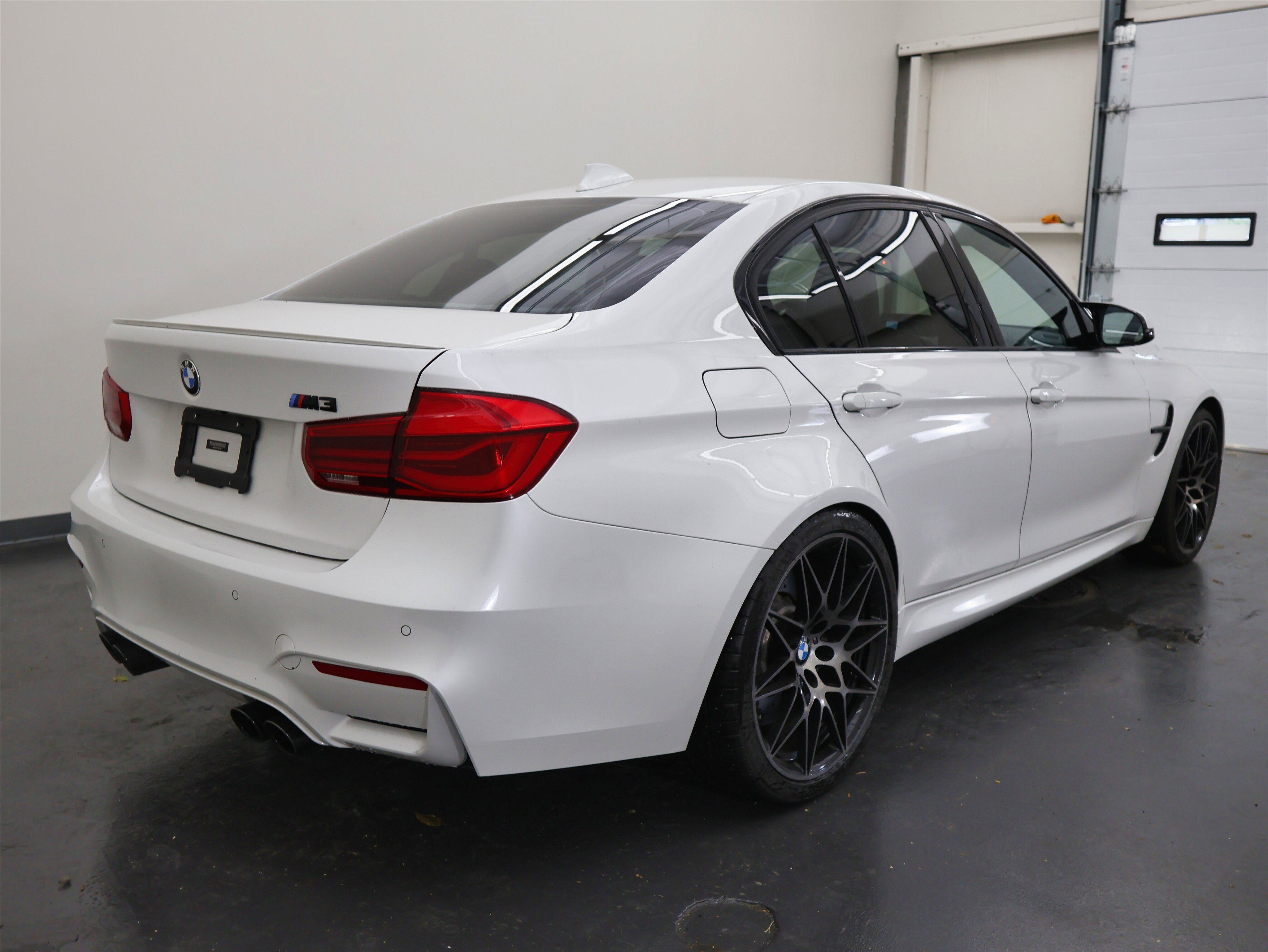Used 2018 BMW M3 Competition w/ Competition Package image 3