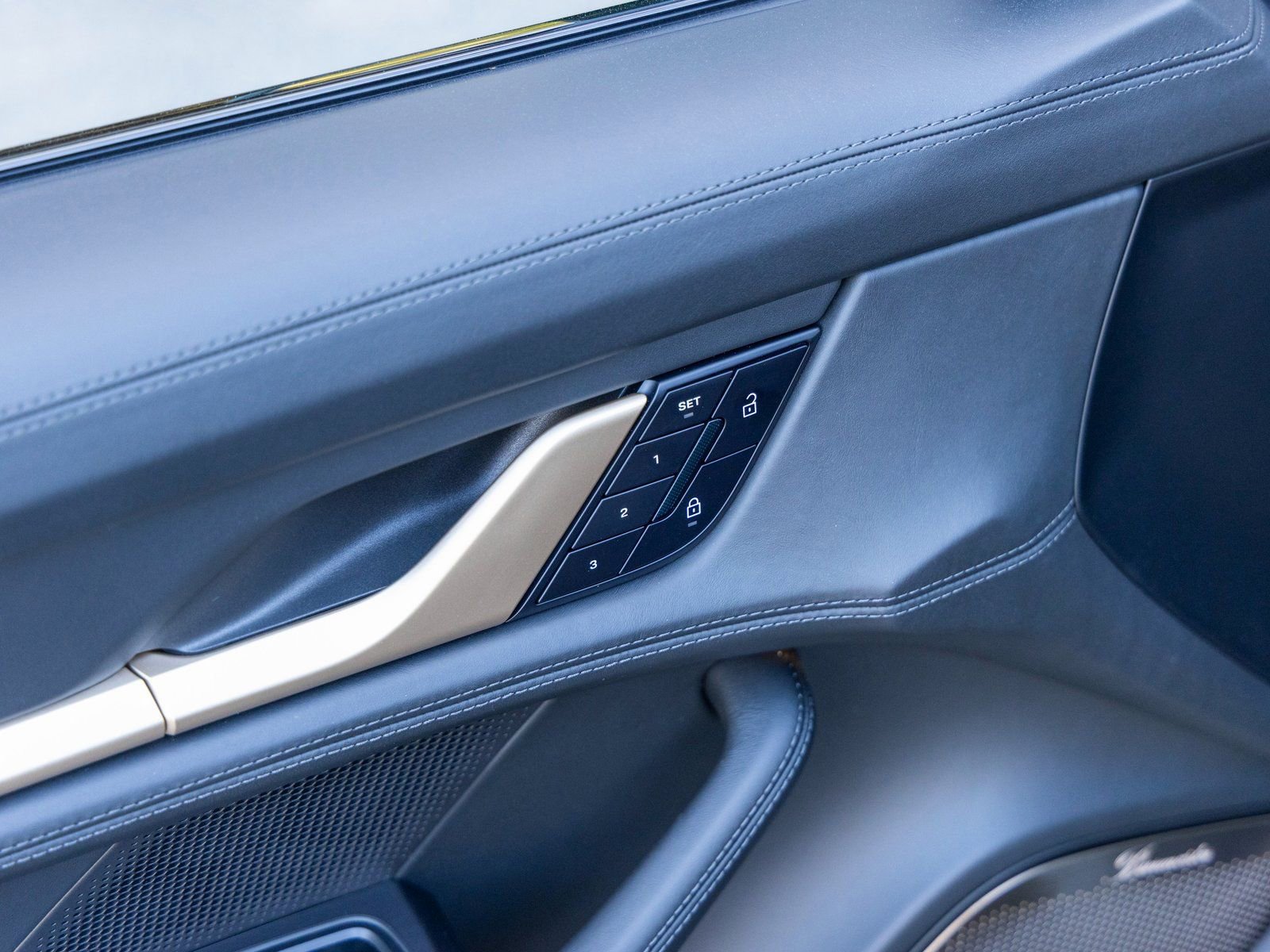 New 2026 Porsche Taycan Turbo AWD/4WD image 24