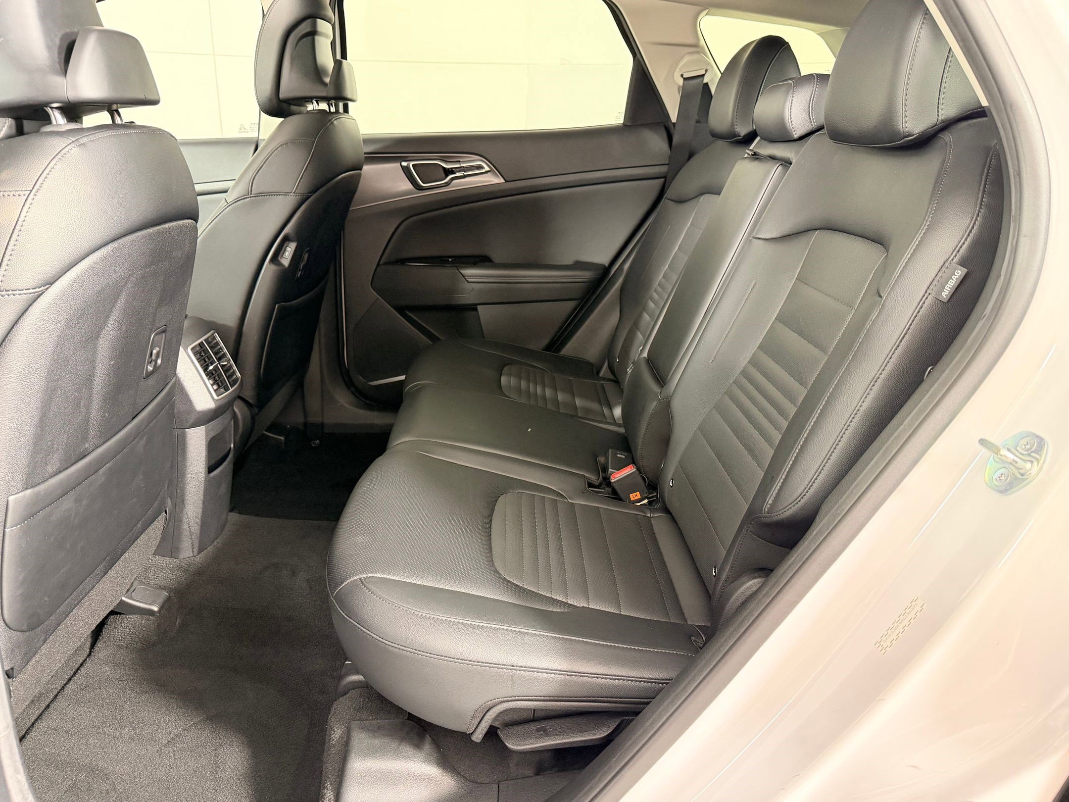 Used 2024 Kia Sportage SX image 14