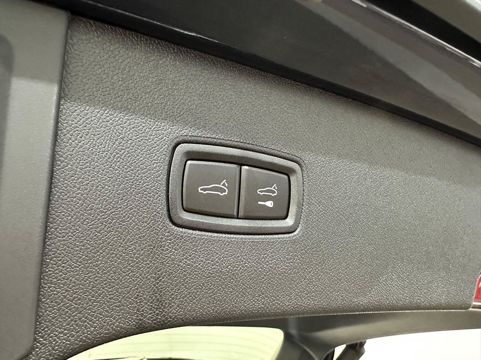 Used 2026 Porsche Cayenne S AWD/4WD image 38