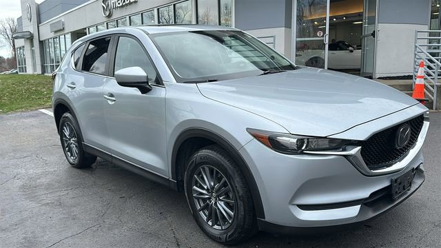 Used 2021 MAZDA CX-5 Touring w/ Touring Preferred SV Package image 4