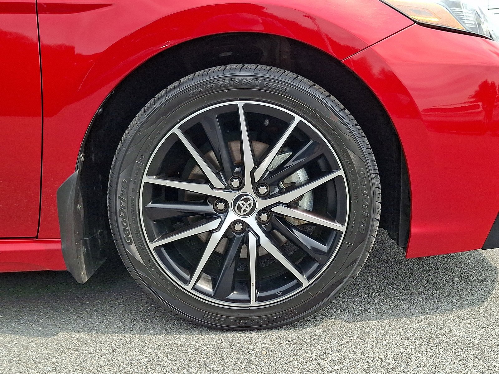 Certified 2024 Toyota Camry SE FWD image 9