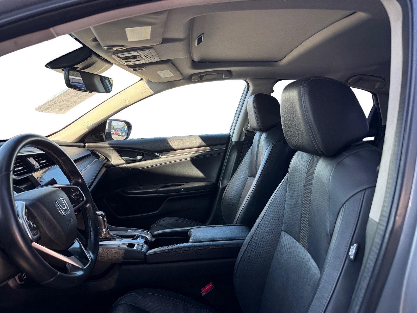 Used 2019 Honda Civic EX-L image 10