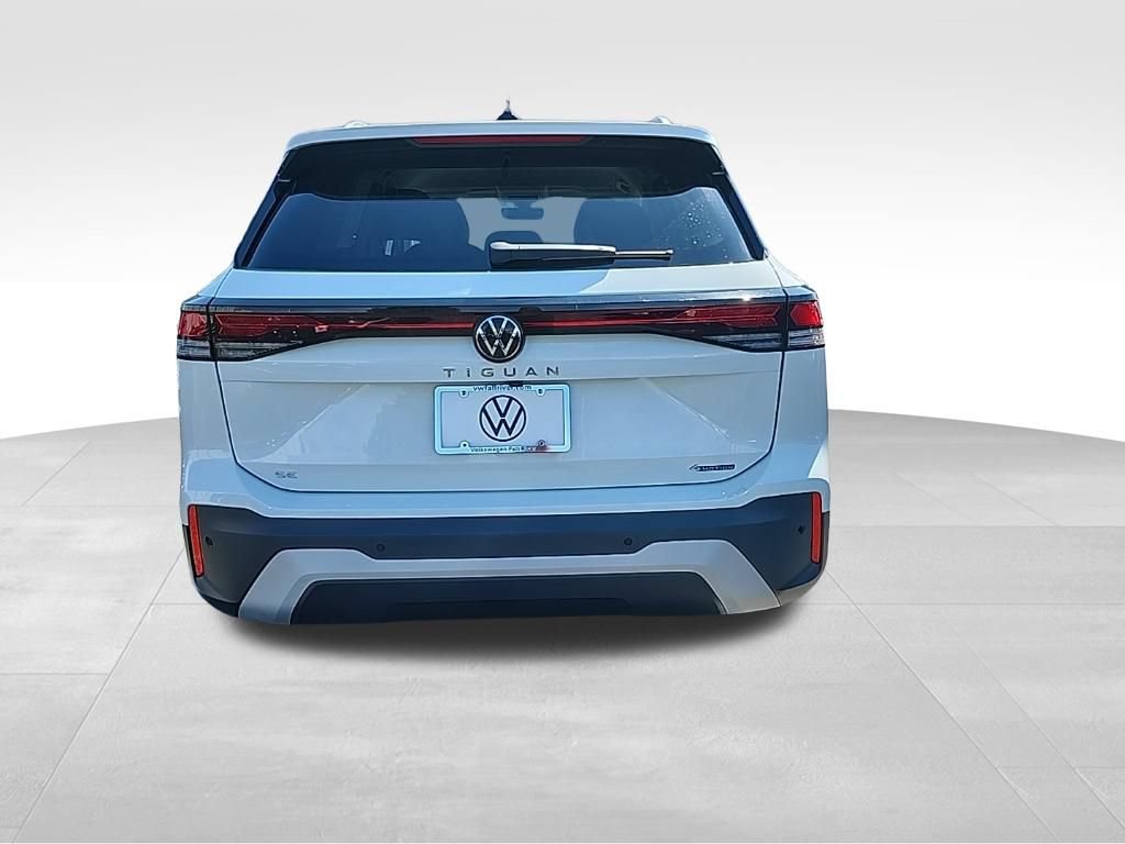 New 2026 Volkswagen Tiguan SE AWD/4WD image 6