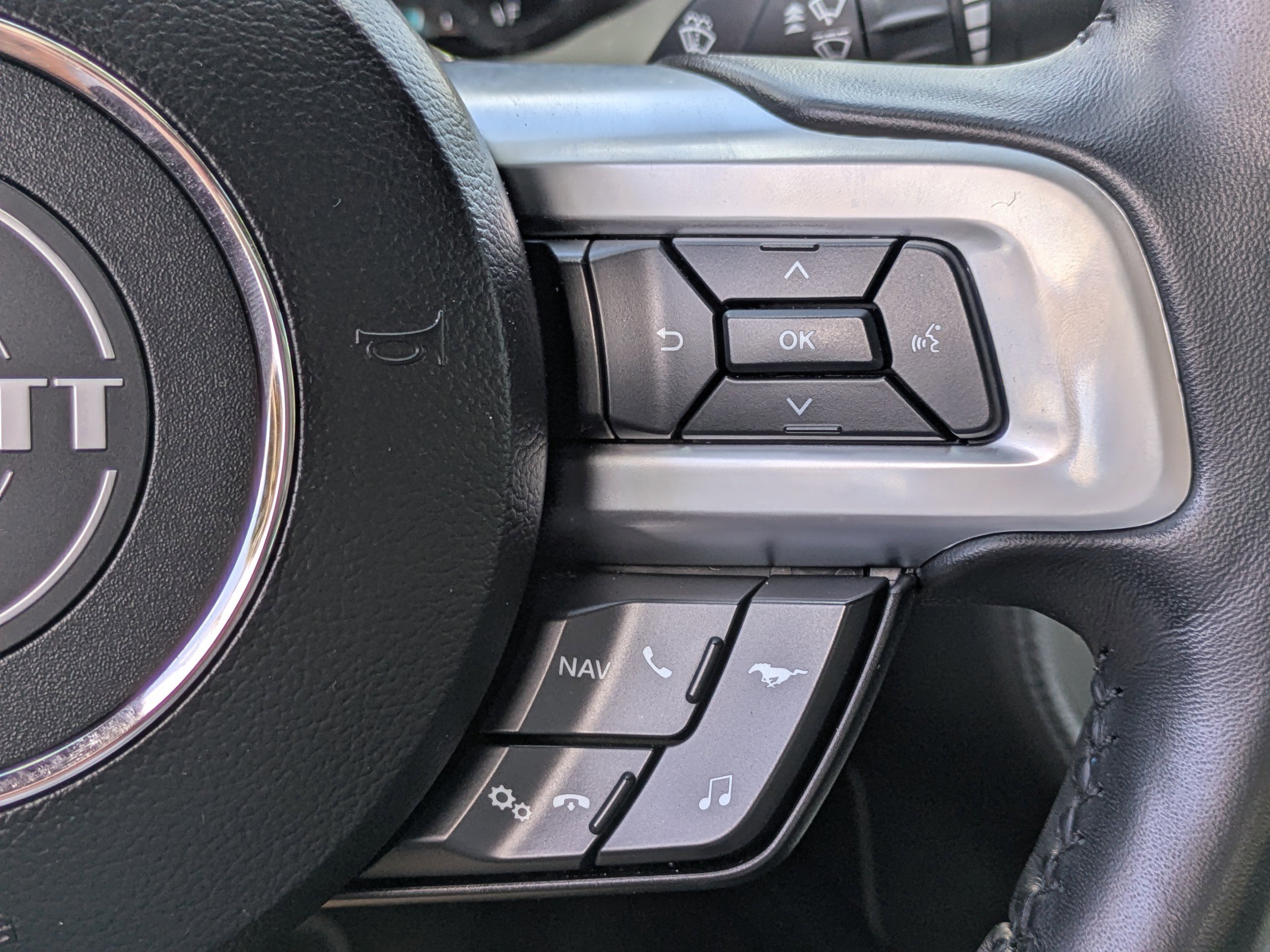 Used 2019 Ford Mustang Bullitt w/ Bullitt Electronics Package RWD image 25