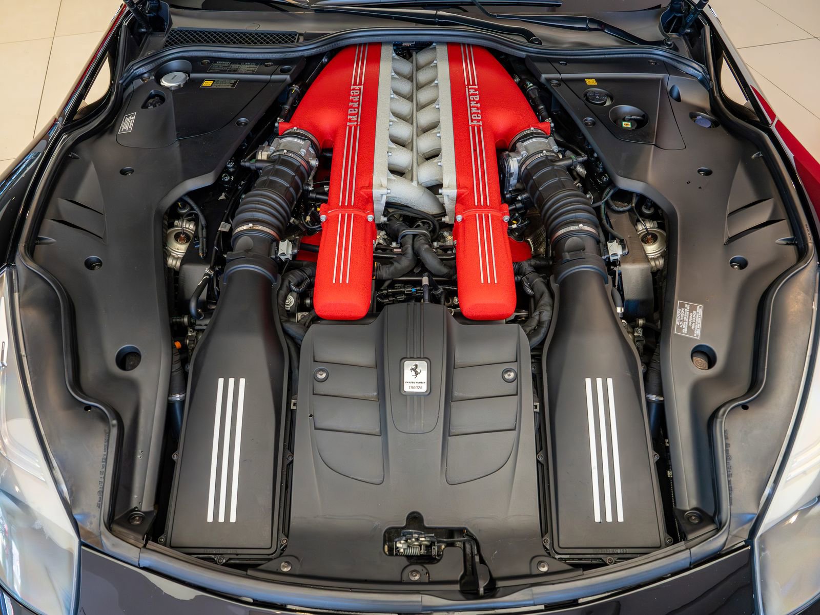 Used 2014 Ferrari F12 Berlinetta RWD image 22