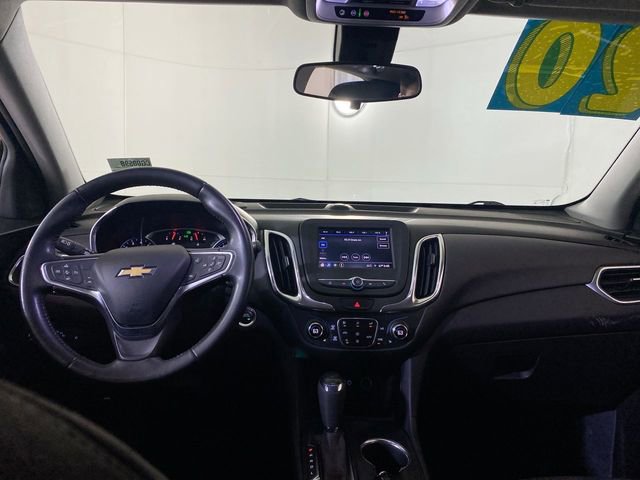 Used 2020 Chevrolet Equinox LT w/ Driver Convenience Package image 9