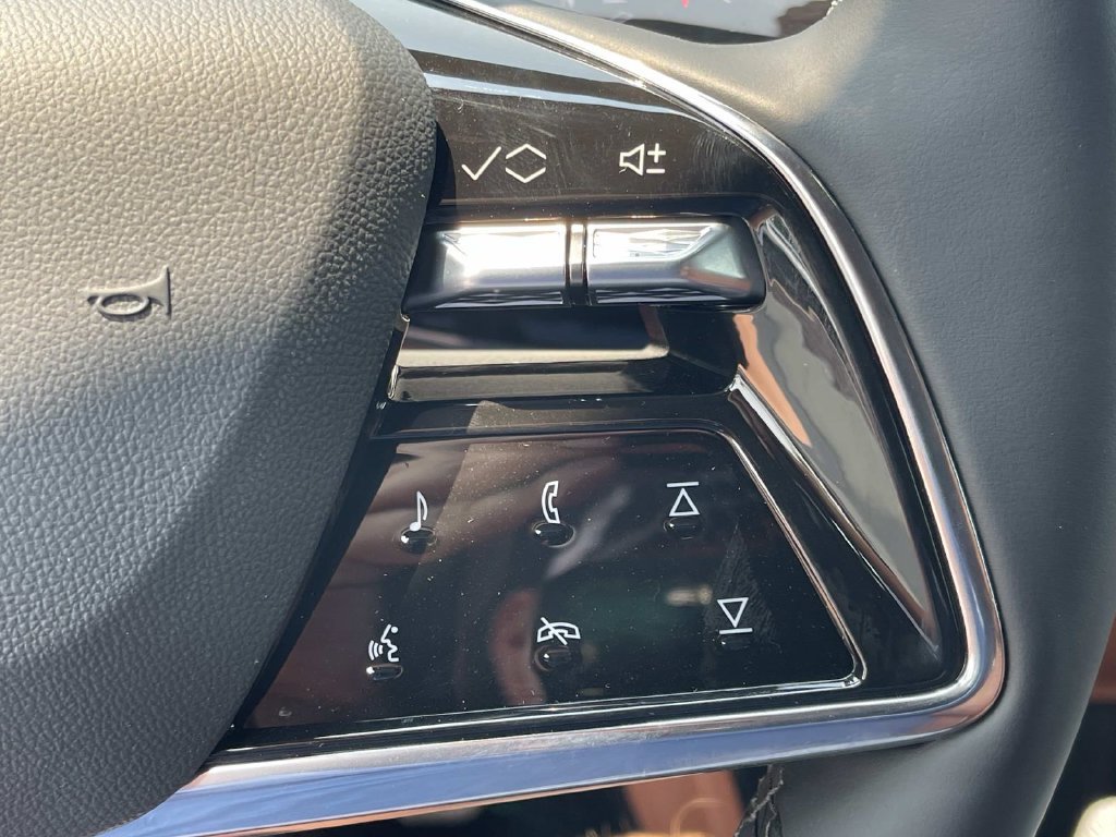 New 2027 Cadillac Optiq Premium Sport AWD/4WD image 33