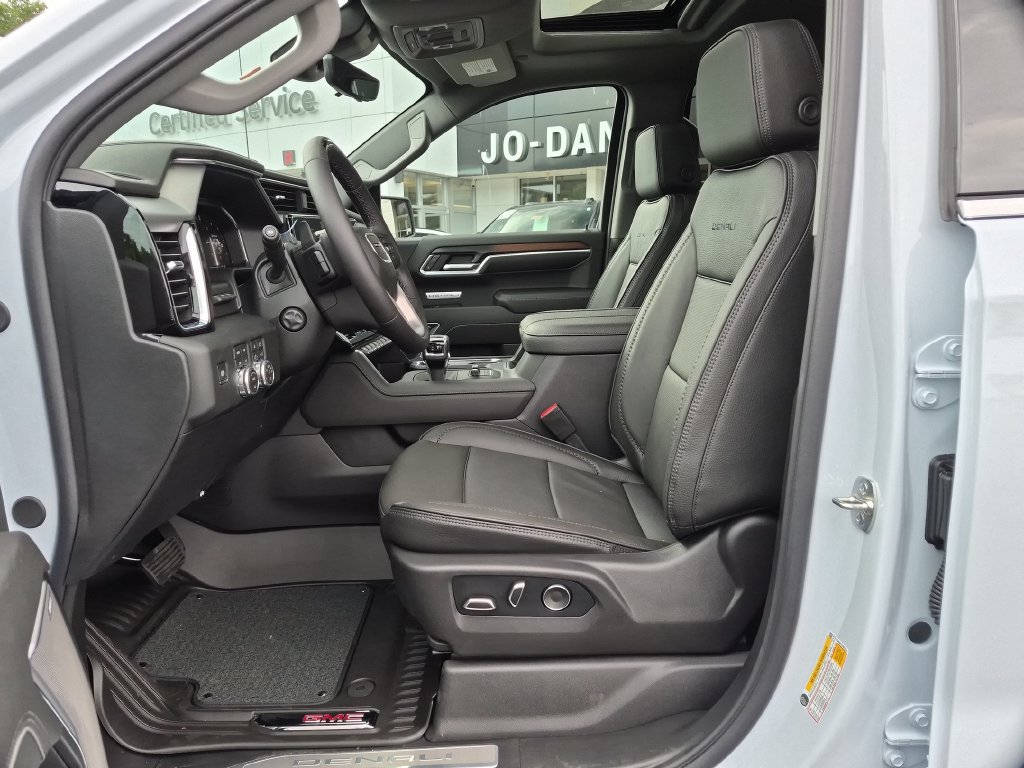 New 2026 GMC Sierra 1500 Denali AWD/4WD image 18