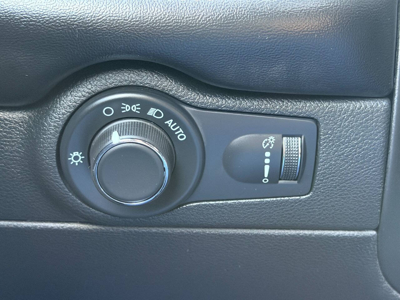 Used 2026 Dodge Durango GT AWD/4WD image 39