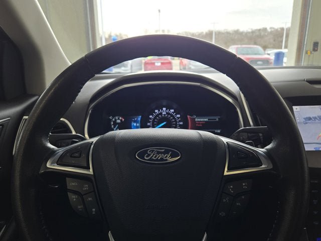 Used 2019 Ford Edge Titanium w/ Equipment Group 301A image 29