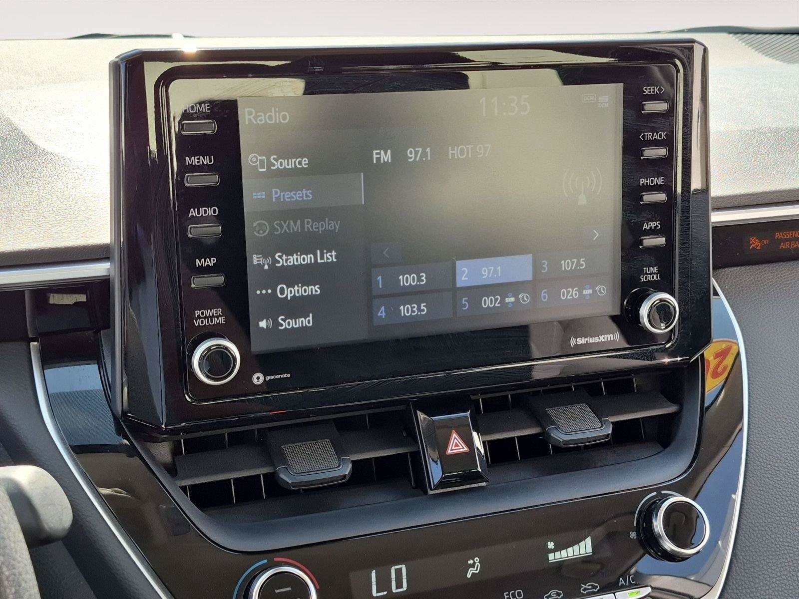 Used 2022 Toyota Corolla LE FWD image 21
