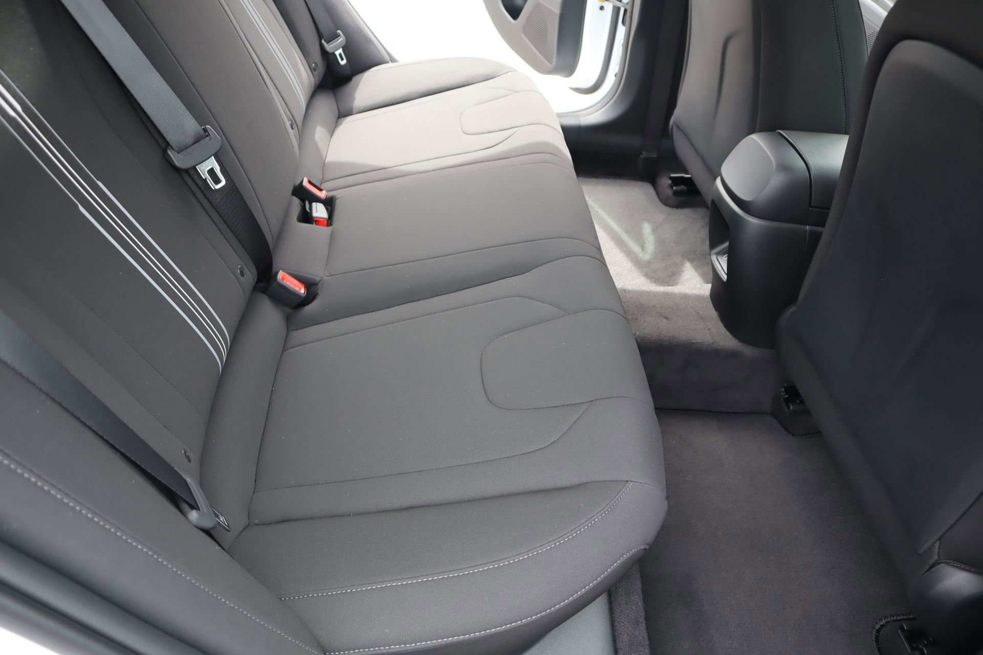 New 2025 Hyundai Elantra Sport image 19