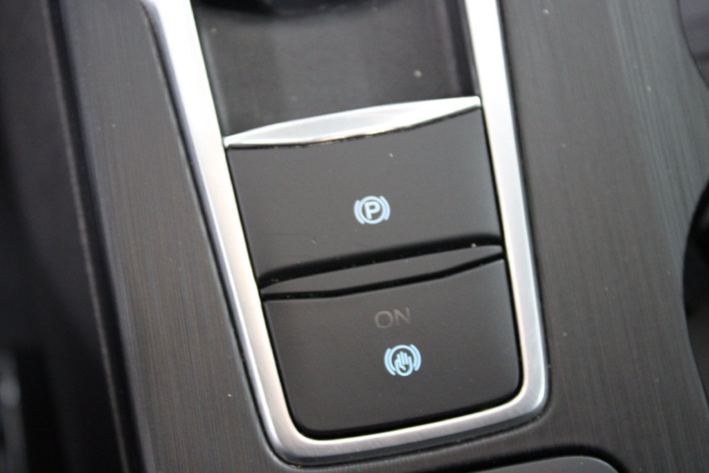 Used 2025 Ford Escape ST-Line FWD image 38
