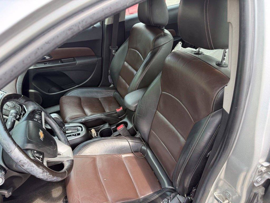 Used 2015 Chevrolet Cruze LT FWD image 6