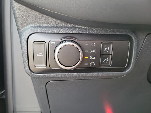 Used 2026 Ford Explorer Active RWD image 13