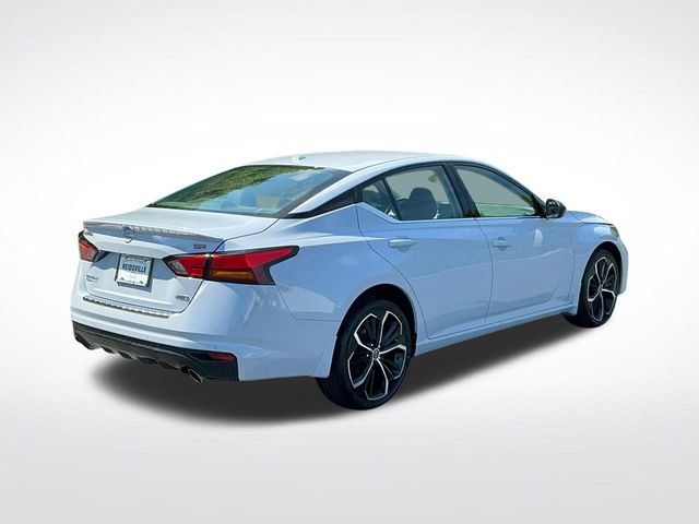 Used 2023 Nissan Altima 2.5 SR AWD/4WD image 6