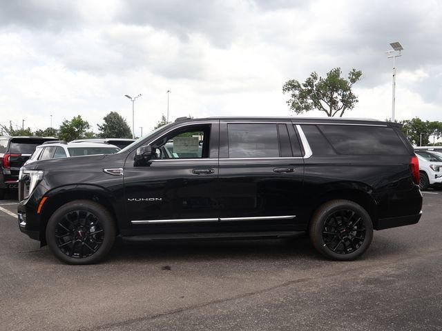 New 2026 GMC Yukon XL Elevation w/ Elevation Premium Package AWD/4WD image 4