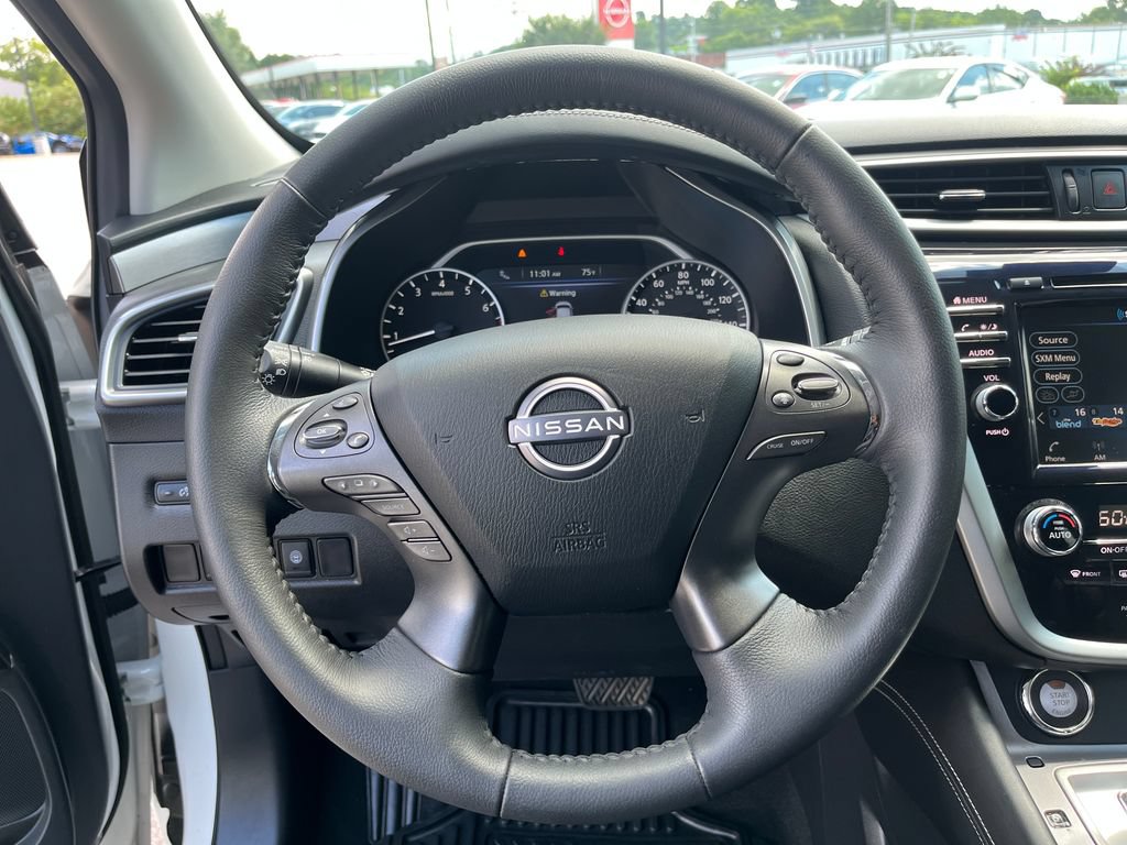 Used 2024 Nissan Murano SV w/ SV Midnight Edition Package FWD image 27