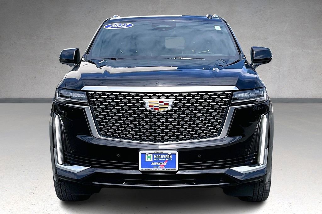 Used 2022 Cadillac Escalade Premium Luxury image 2