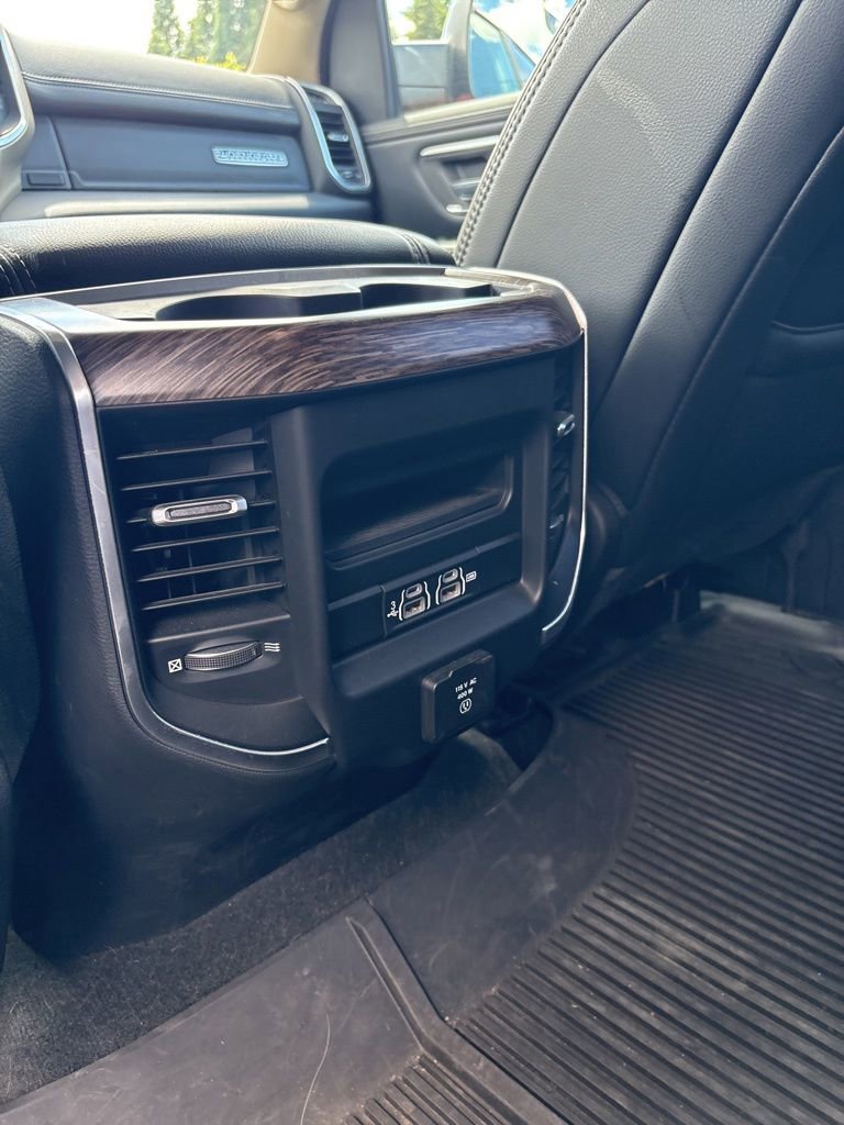 Used 2020 RAM 1500 Laramie AWD/4WD image 14