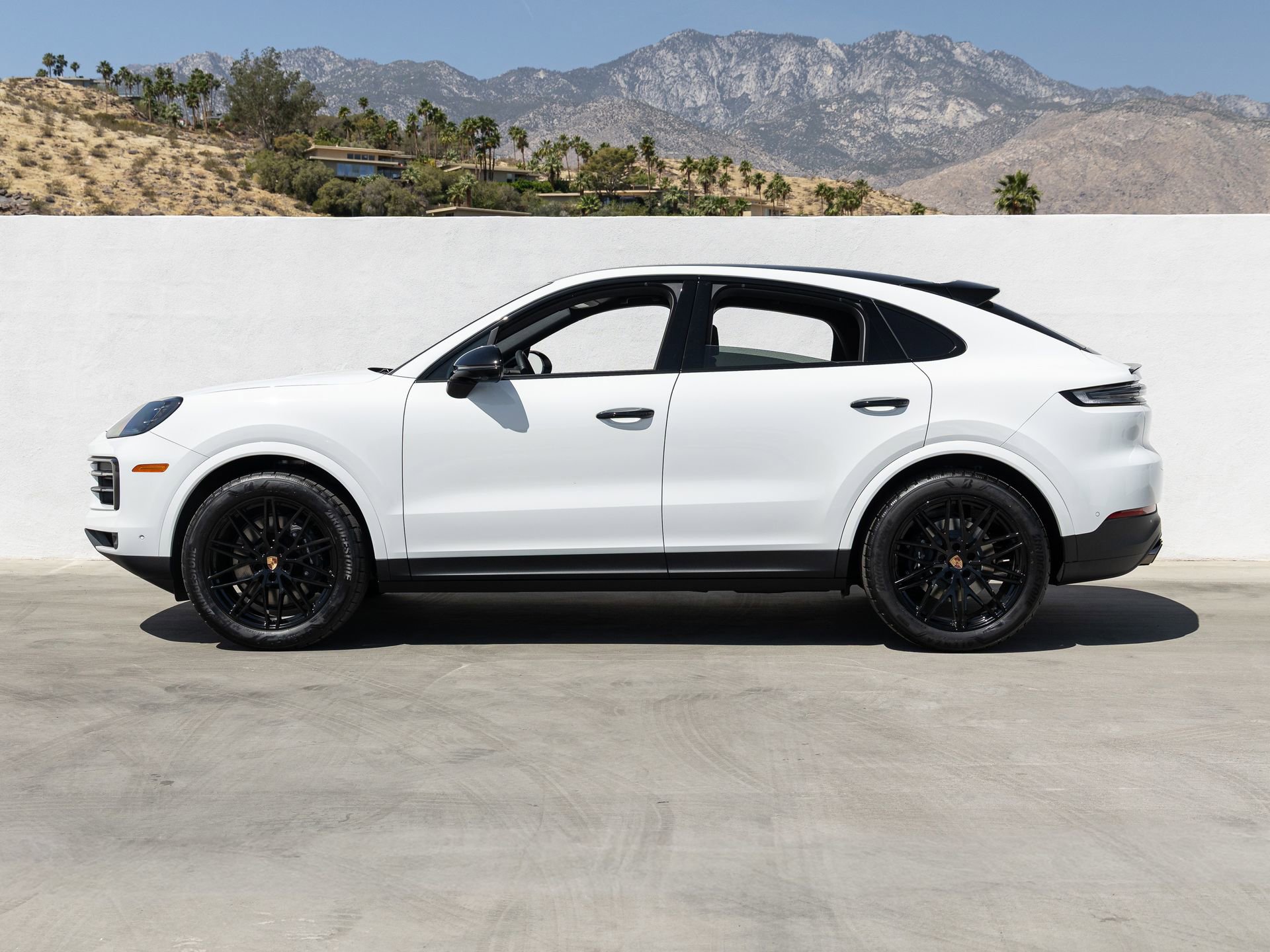 New 2026 Porsche Cayenne Coupe image 2