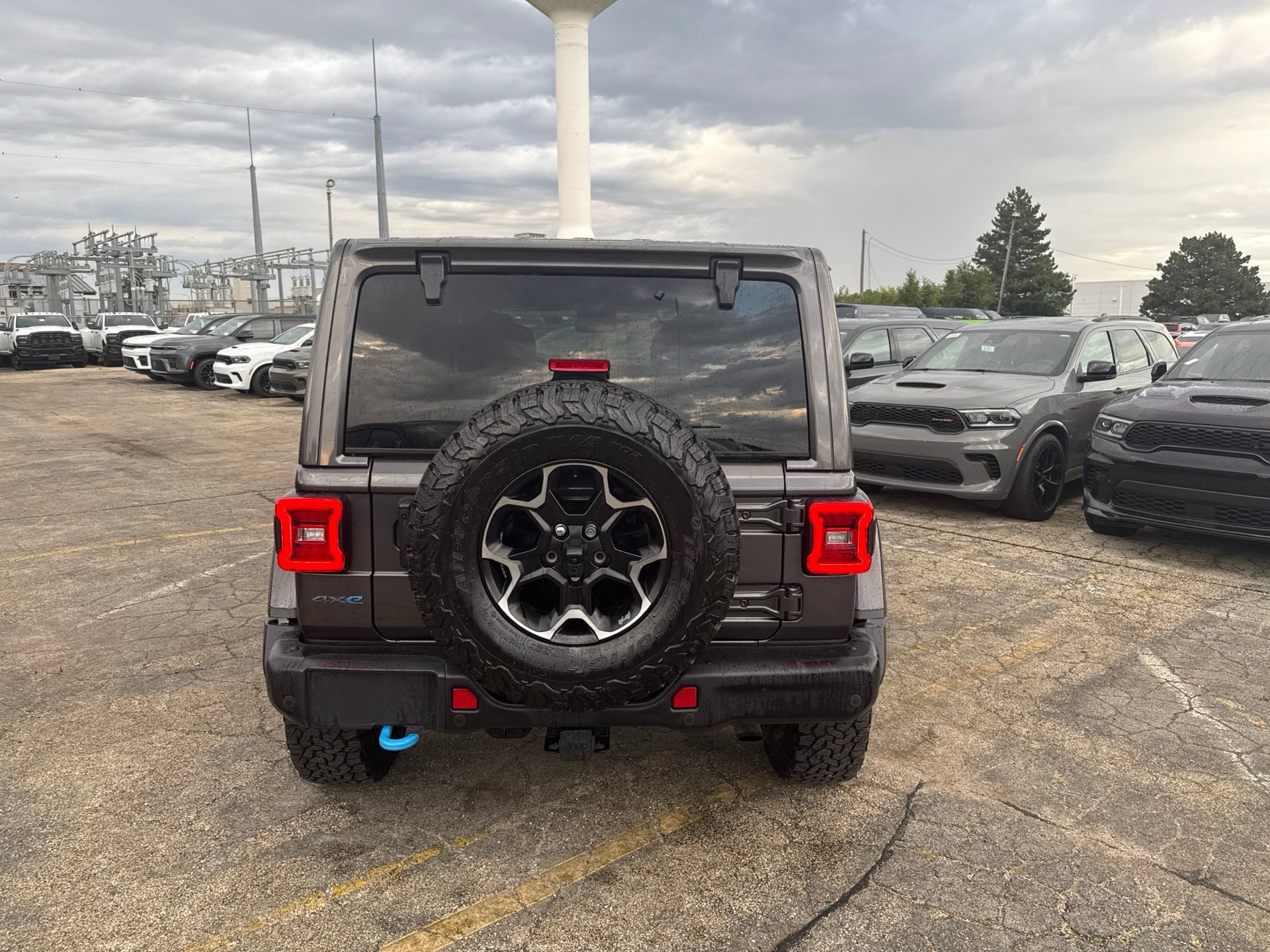 Used 2021 Jeep Wrangler Unlimited Rubicon 4xe w/ Steel Bumper Group AWD/4WD image 7
